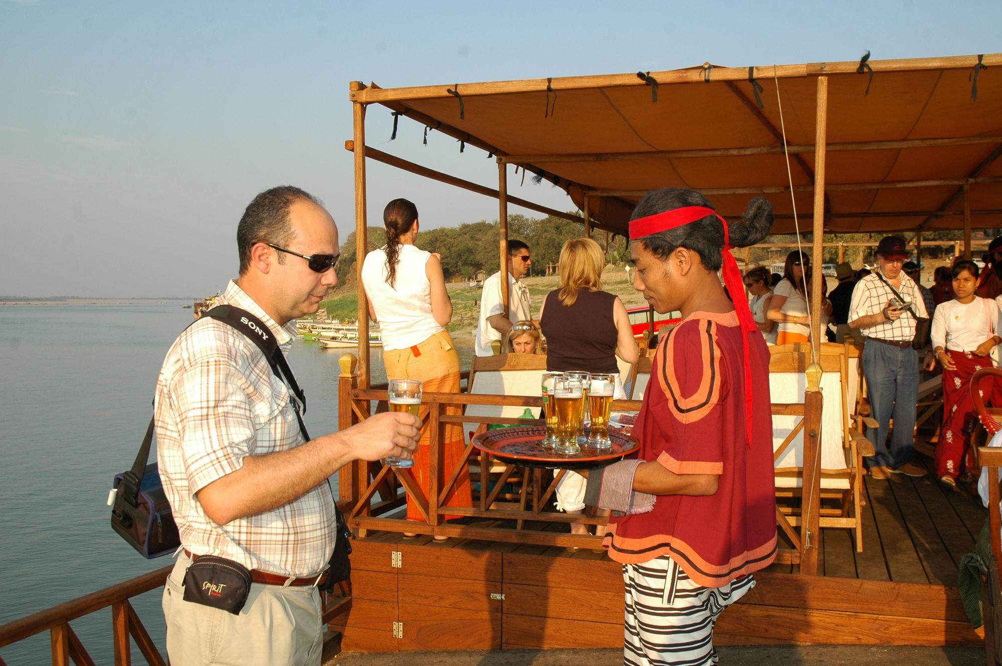 Amazing Bagan Resort Esterno foto